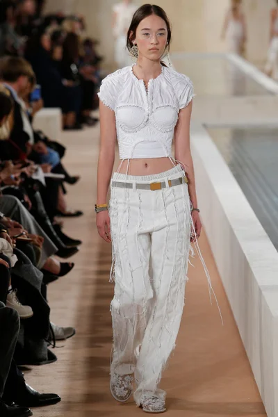 Look 31